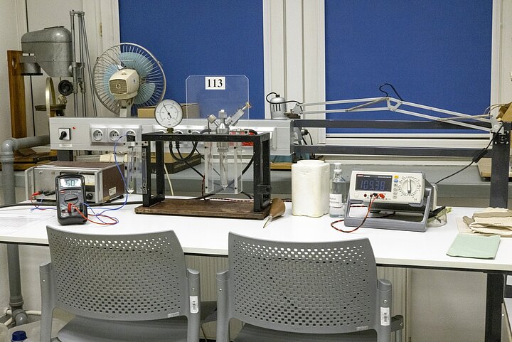 stanowisko laboratoryjne do kriogeniki